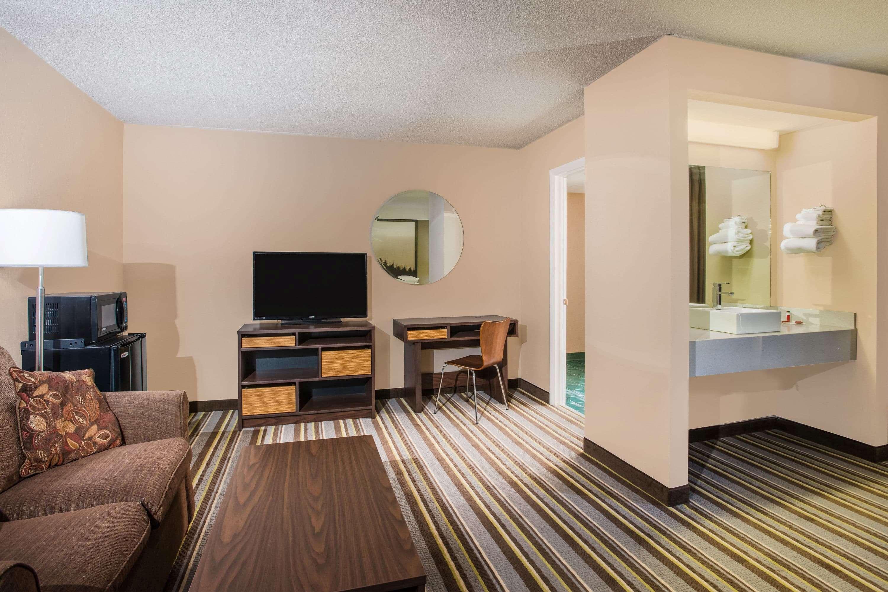 Super 8 By Wyndham Sevierville Riverside Exterior foto